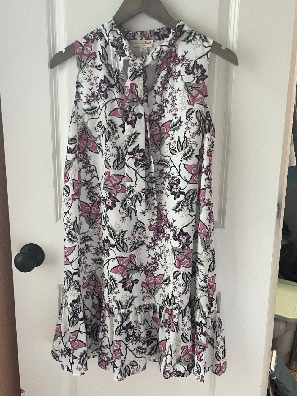 MAISON JULES  White Floral Sleeveless Tie Neck Mini Shift Dress Size Small